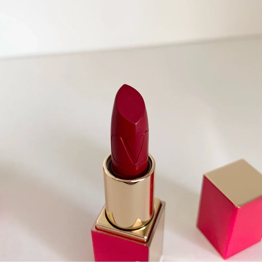 Valentino rouge satin lipstick intense long lasting